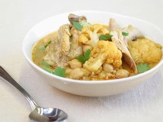 Photo of Curry with chicken and cauliflower in a slow cooker