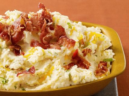 Photo Mashed Potatoes with Cheddar