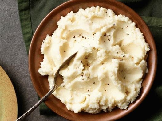 Photo Mashed potato in a slow cooker