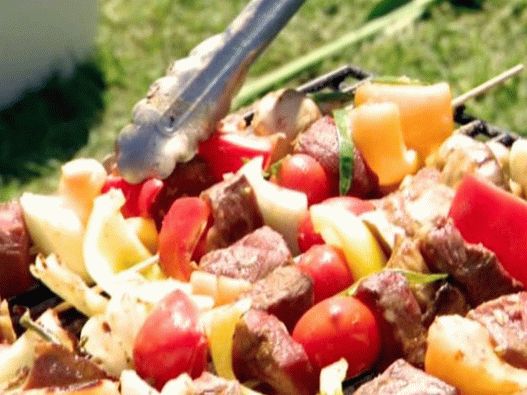 Photo of beef kebab marinated in teriyaki sauce