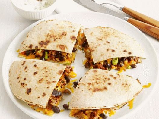 Photo of Quesadilla with black beans and mitlof
