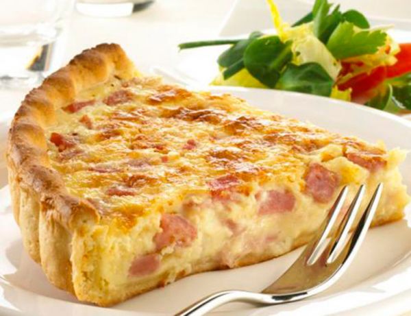 Quiche with cheese and bacon