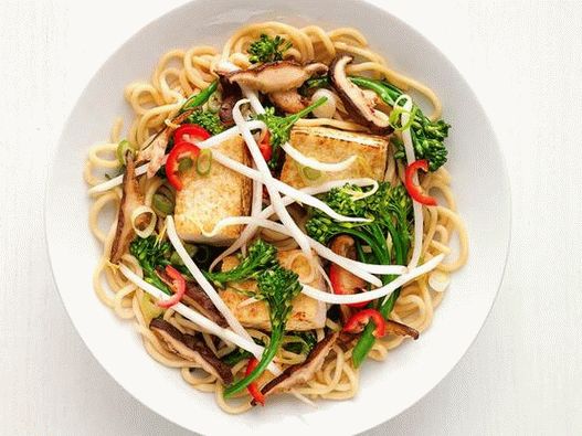 Photo Chinese noodles with tofu