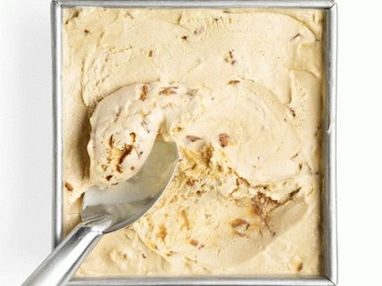 Photo of Maple Ice Cream with Bacon and Grill