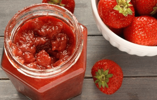 Strawberry jam for the winter