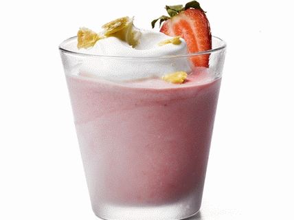 Photo Strawberry ice cream cocktail