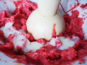 Strawberry liquor