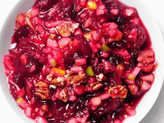 Photo Cranberry Sauce with Nuts