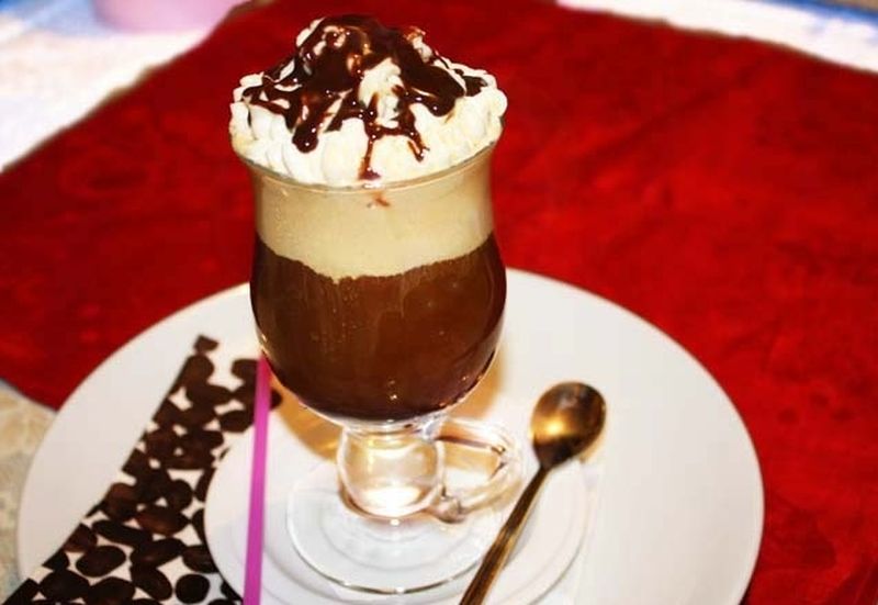Glasse coffee with cream