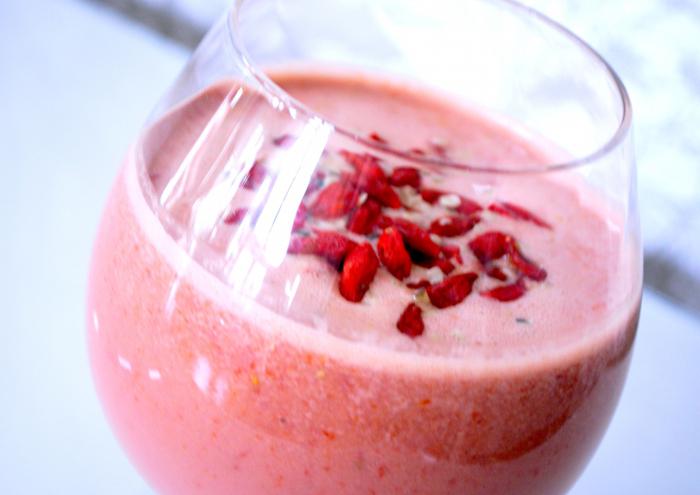 Goji Berry Cocktail