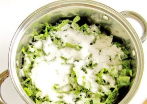 Sorrel compote