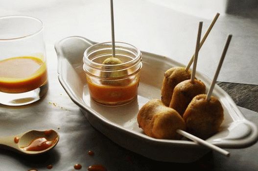 Photo Corn Dog with Sweet Mustard