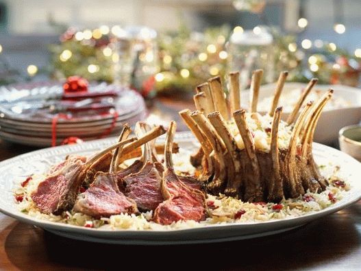 Photo Lamb loin crown with pesto