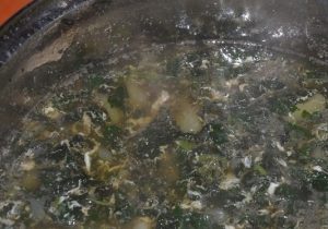Nettle soup with egg