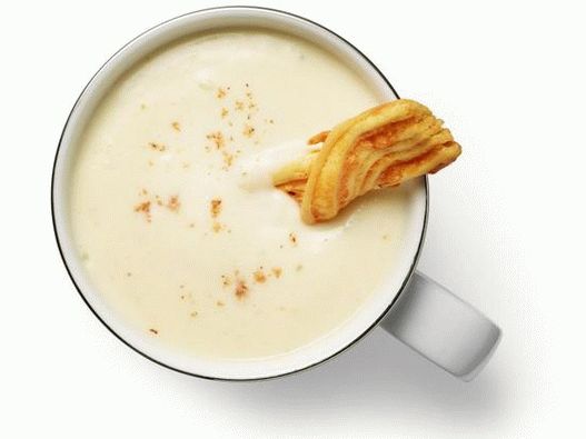 Photo Creamy Cauliflower Soup with Cheddar