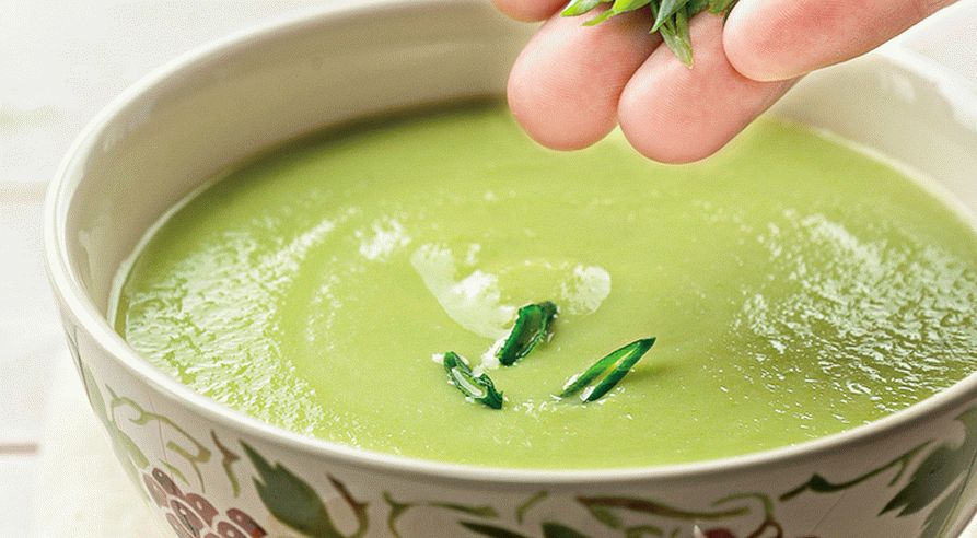 Zucchini cream soup