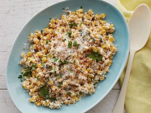 Photo Cream corn with chili pepper and lime