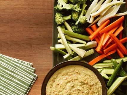 Photo Creamy Vegetable Dip Sauce