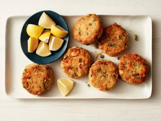 Photo Croquettes of smoked salmon and quinoa