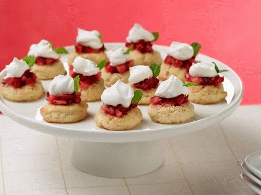 Photo of Tiny Strawberry Shortcakes