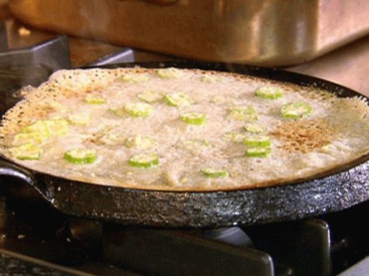 Photo Corn cakes with okra
