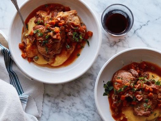 Photo Chicken kachchiatore in the multicooker