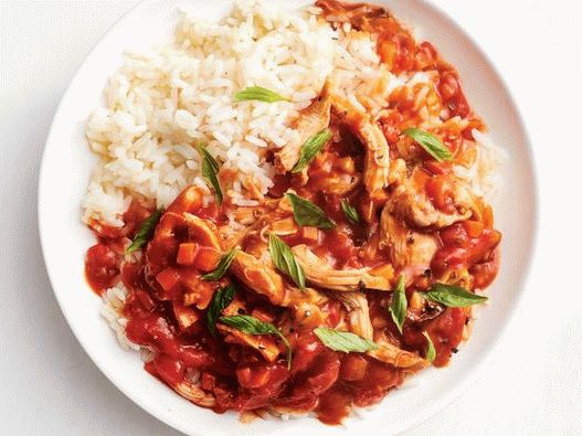 Photo Hunting chicken in a slow cooker