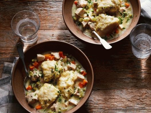 Photo Chicken with dumplings in a slow cooker