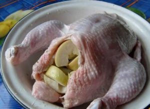 Chicken with apples