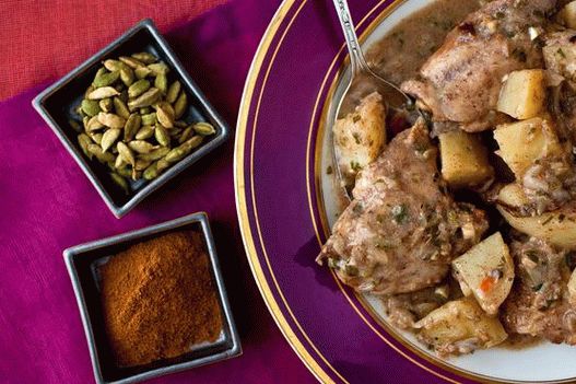 Photo of Chicken in Curry Sauce