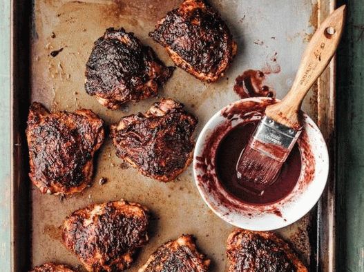 Photo of grilled chicken thighs with blackberry barbecue sauce