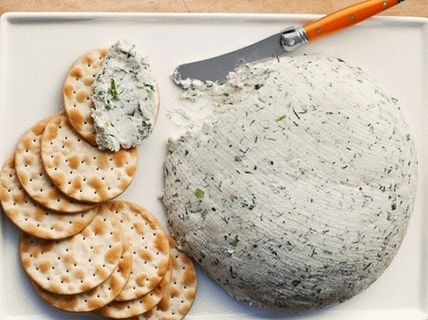 Photo of Coeur a la cream with herbs