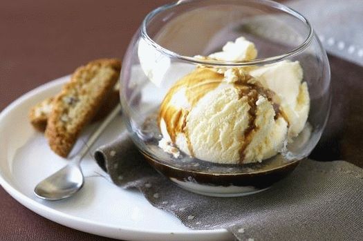 Photo Latte with ice cream