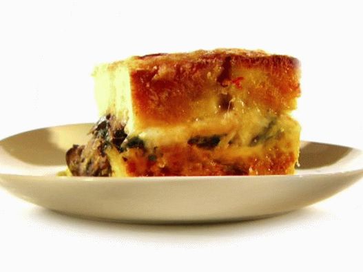 Photo Lasagna with bread, mushrooms and spinach