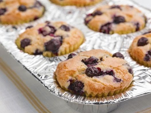 Photo Lemon Muffins with Blueberries