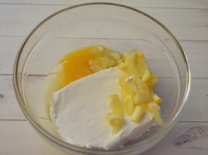 Lemon Cheesecakes