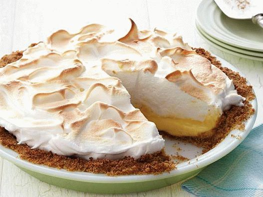 Photo Lemon Pie with Air Meringue
