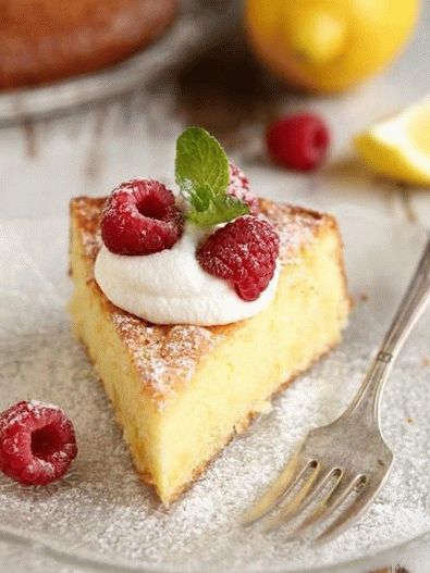Photo Lemon cake in olive oil
