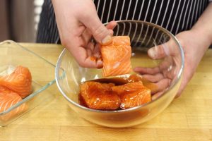 Grilled salmon with zucchini
