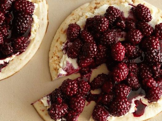 Photo dishes - Blueberry pizza