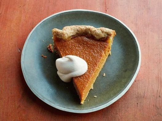 Pumpkin pie with spicy base