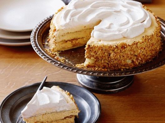Pumpkin Ice Cream Cake