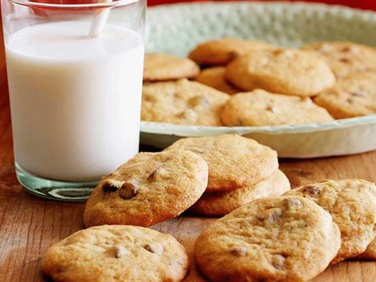 Pumpkin Cookies with Chocolate