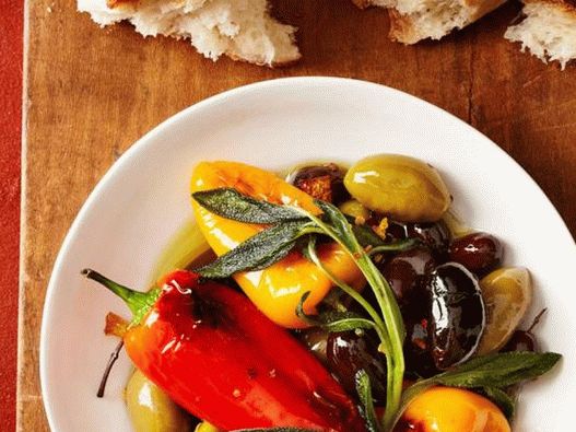Photo of the dish - Fried peppers with olives