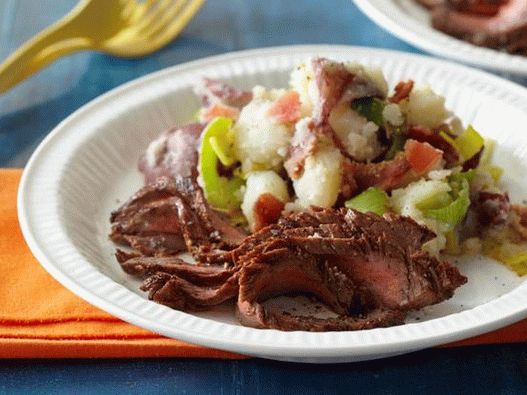 Beef marinated with mashed potatoes