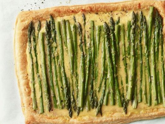 Asparagus and cheese pie