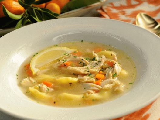 Quick chicken broth with cheese tortellini