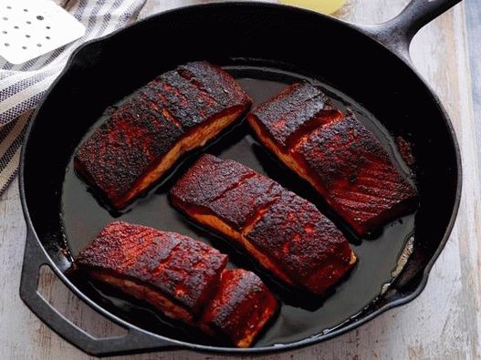 How to cook black fish or fried salmon in spices