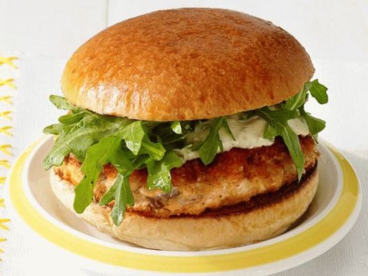 The perfect salmon burger