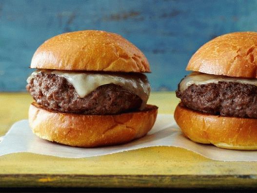 The perfect beef burger